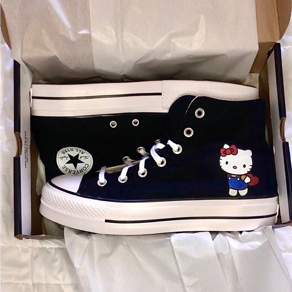 Hello Kitty Platform Converse